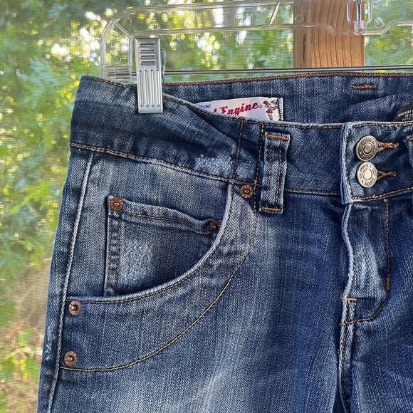 Red Engine Women's Low Rise Flare Leg Jeans Medium Wash Size 26 - Picture 5 of 12